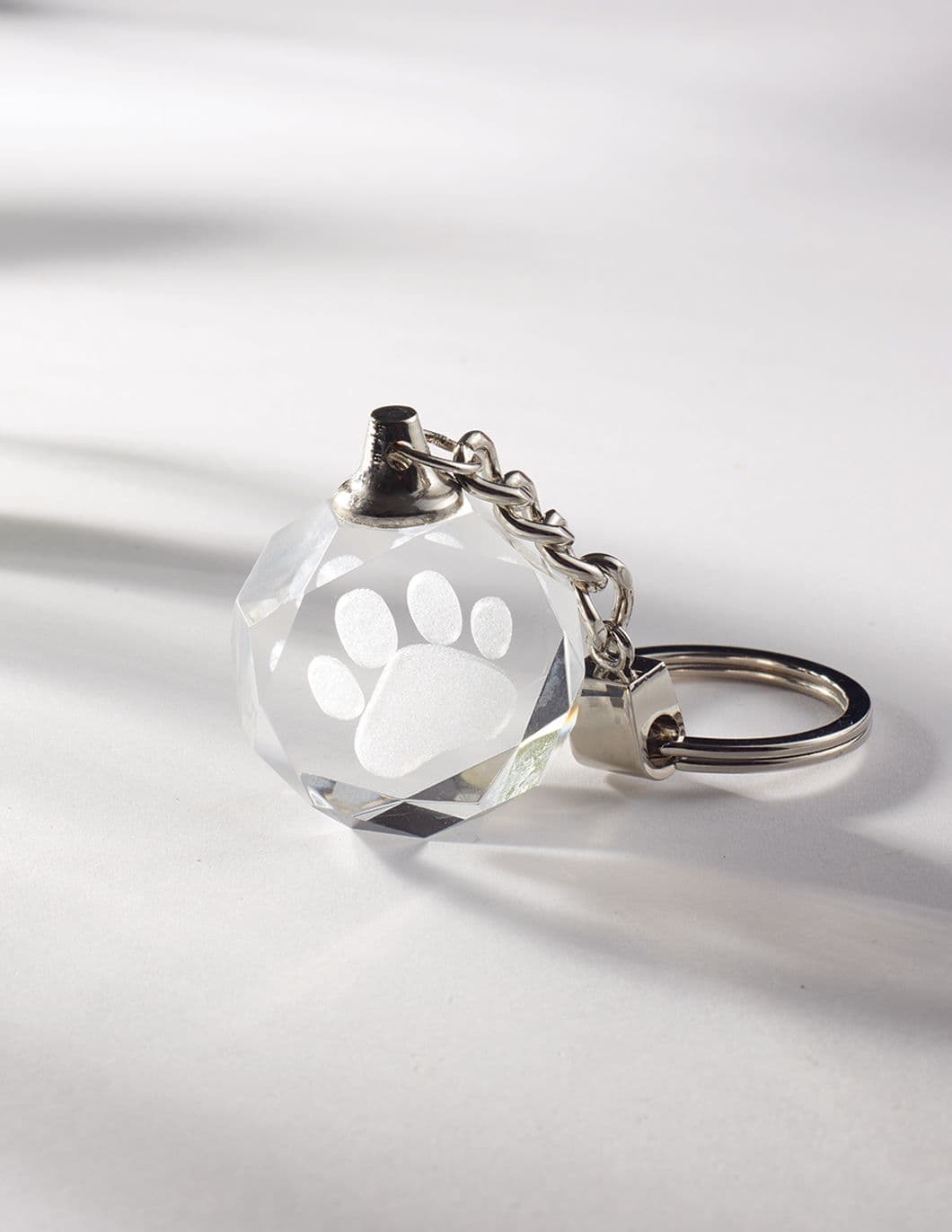 premium-crystal-paw-keychain